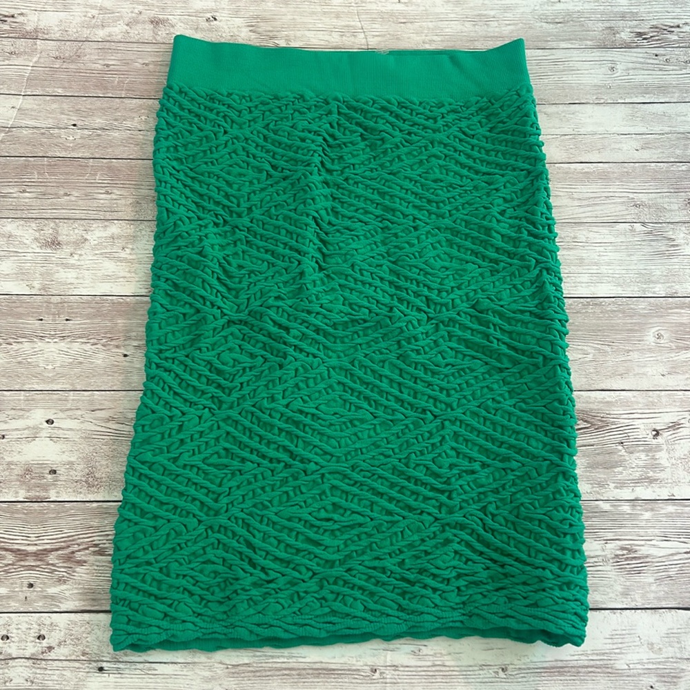 Bebe Green DIAMOND TEXTURED JUPE TEXTURE DIAMANT Bodycon Mini Skirt